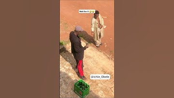 What a dangerous move 😂😂🤣😂 #treadingvideo #comedy #funny #fynd #viral