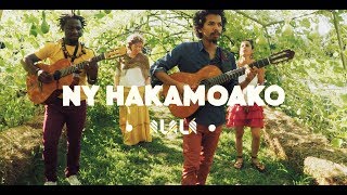 ALALÁ - Ny Hakamoako chords