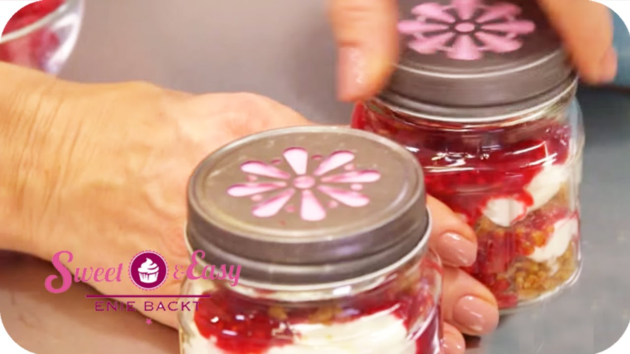 Käsekuchen mit Himbeeren im Glas | Sweet & Easy - Enie backt | sixx