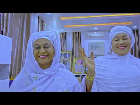 Oumou Sangaré -  Woyissou KOUNTA "Lahidou Tiki"  | Clip Vidéo