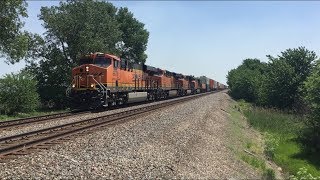 BNSF 6879 (ES44C4) leads a westbound BNSF stack train near Wenona, IL 06/07/20