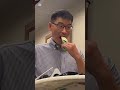 我知道你委屈，但為了政治前途，吃吧