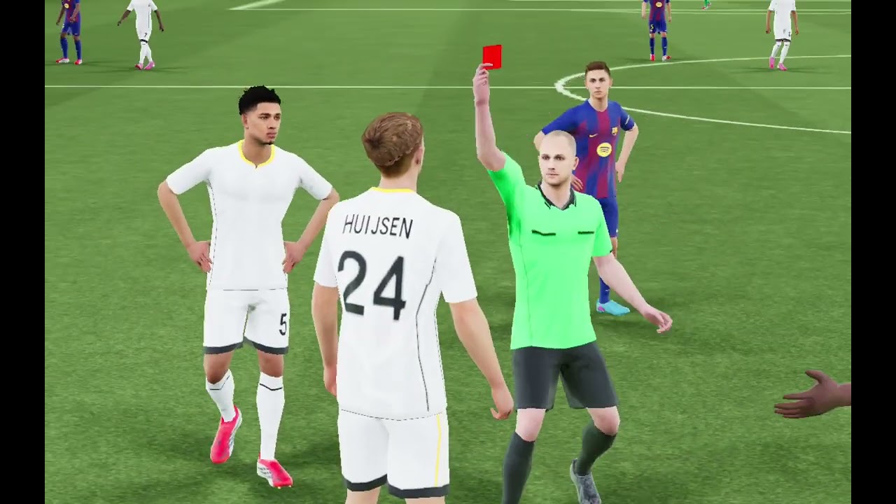 Ahmet enesle futbol oynuyoruz