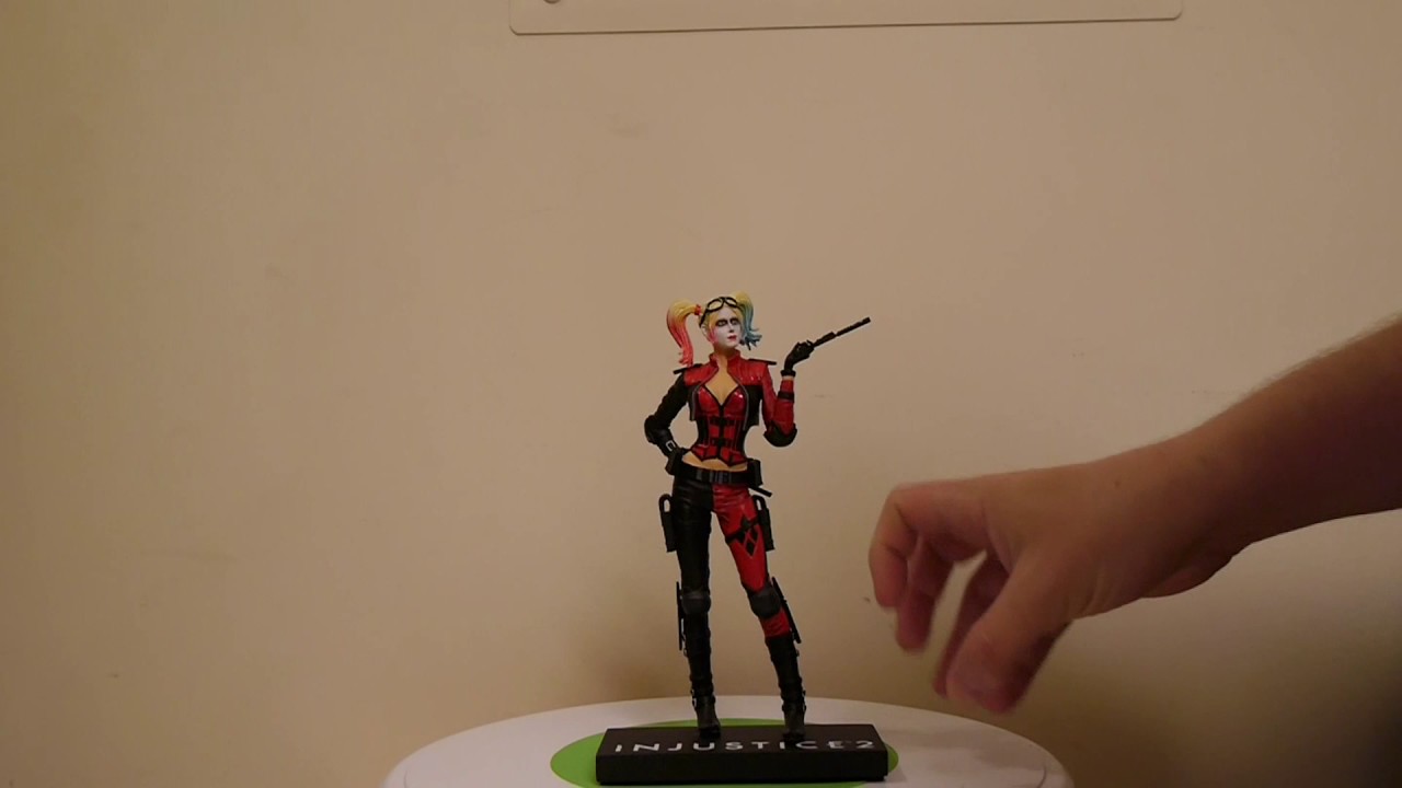 injustice 2 harley quinn statue