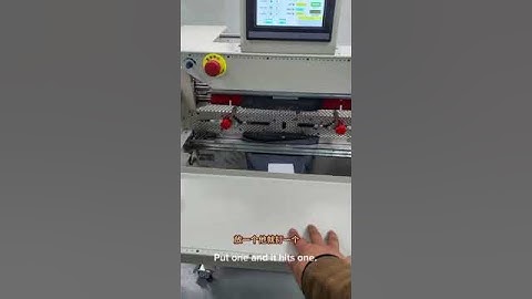 Bag packing machine, express bag packing labeling machine, can paste the printed express label,