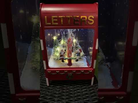 Снег кружится