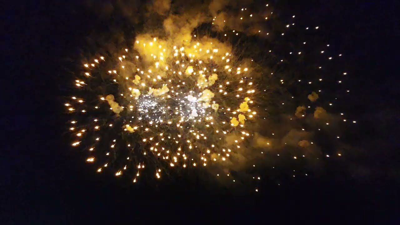 15 Agosto 2025 - Eccezionale spettacolo pirotecnico della ditta FA.SI.MA Fuochi Eventi - Bianco (RC)