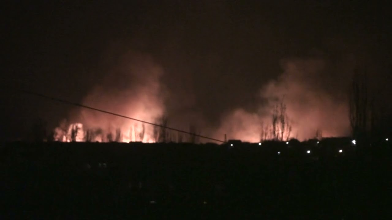 Kherson, 02/28/2022 Fire in Kherson, after the Russians entered.   Пожар в посёлке Куйбышев