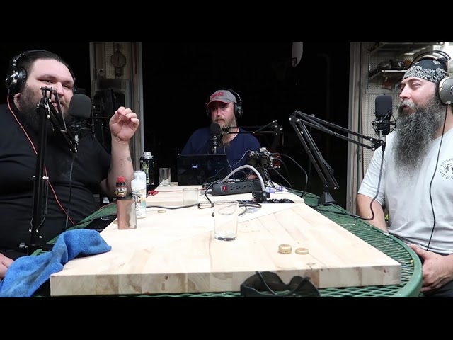 A closer look at Robert Judd @SWAN LAKE BIGFOOT  's bigfoot watcher!