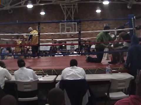 Milton "EL SANTO" Santiago "vs" Malik Rodgers