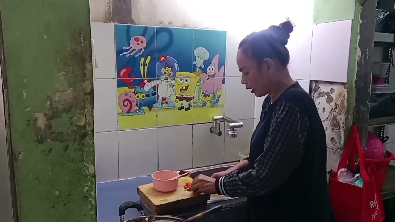 PUASA HARI PERTAMA MAKAN GORENGAN ‼️LANJUT TARAWEH DIMUSHOLLA