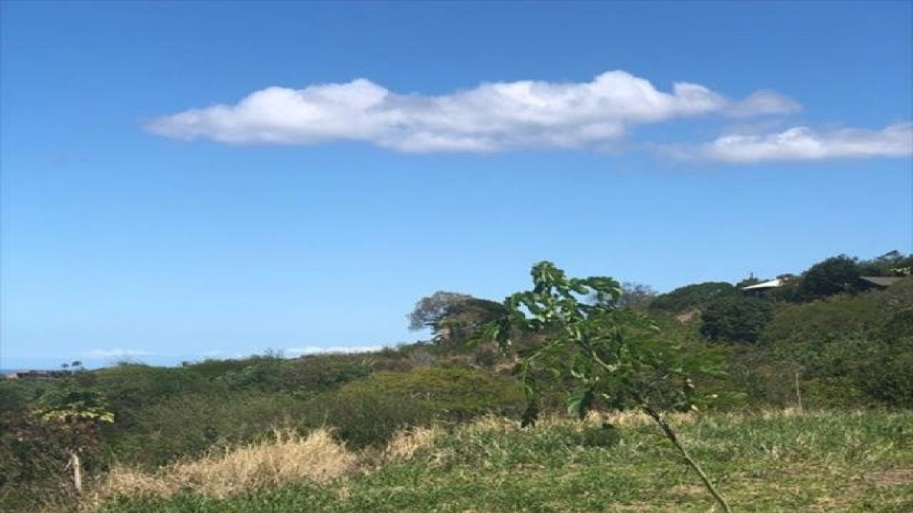 Lot, Kailua Kona, HI Presented by Bill Parecki.