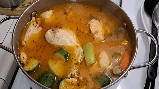 El Mejor CALDO DE POLLO NUTRITIVO | DELICIOSO | RECETA DE PUEBLO