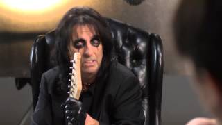 Behind the Scenes with Alice Cooper
