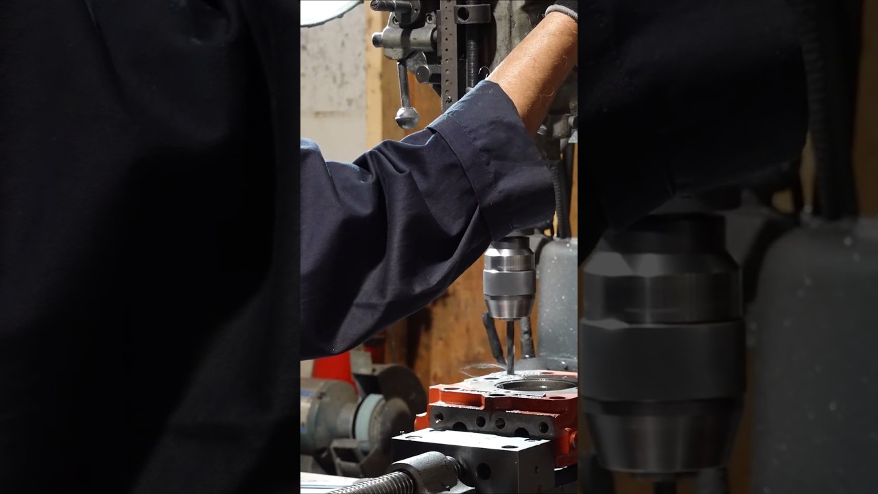 Machining Two New Ports onto a Pump (Linde HPV 55)