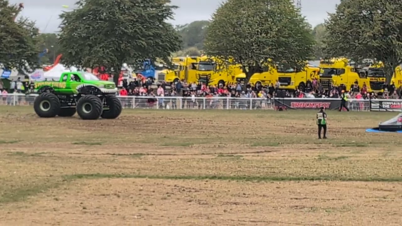 Swampthing monster truck bath west truckfest 