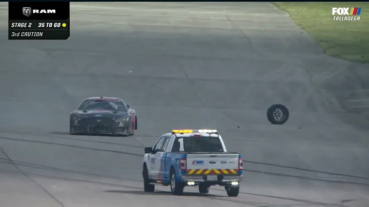 BJ MCLEOD SPINS AND LOSES WHEEL - 2022 GEICO 500 N...