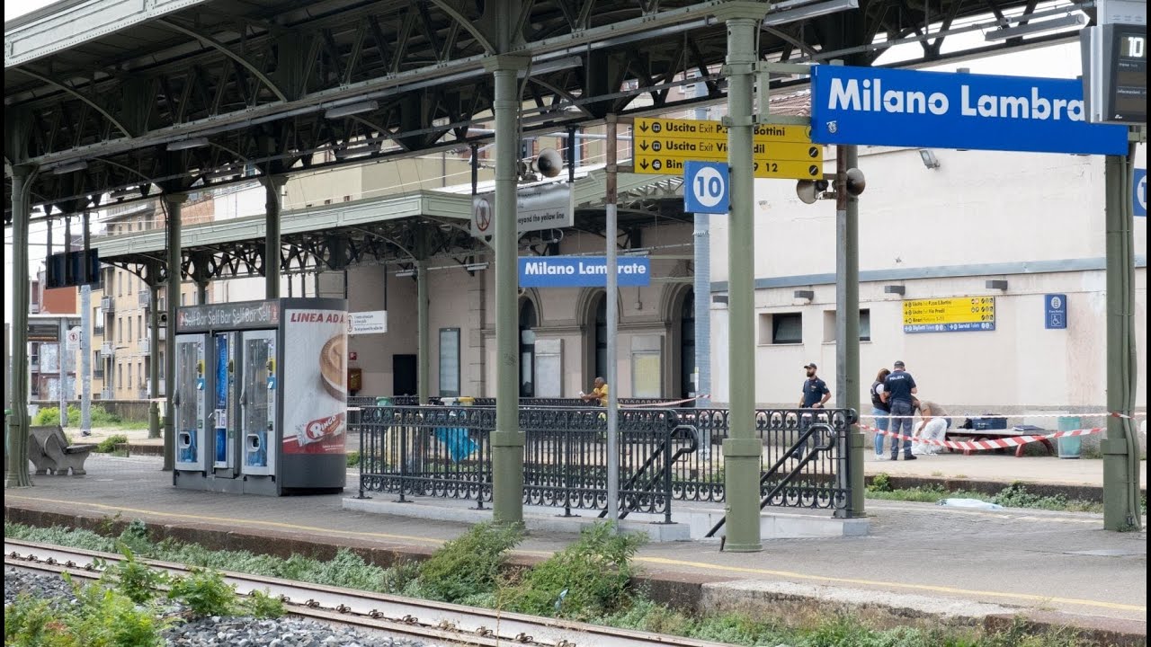 Annunci alla stazione di Milano Lambrate (dalle ore 7:00 alle ore 8:00)