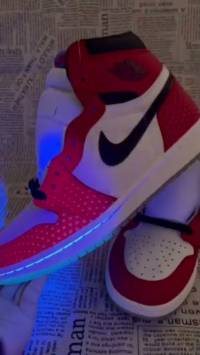 Air Jordan 1 Retro High Spider Man Origin Story 555088 602