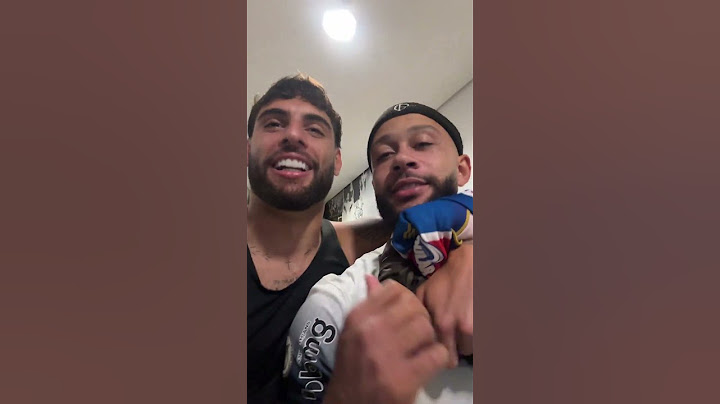 MEMPHIS DEPAY FALANDO PORTUGUÊS #corinthians