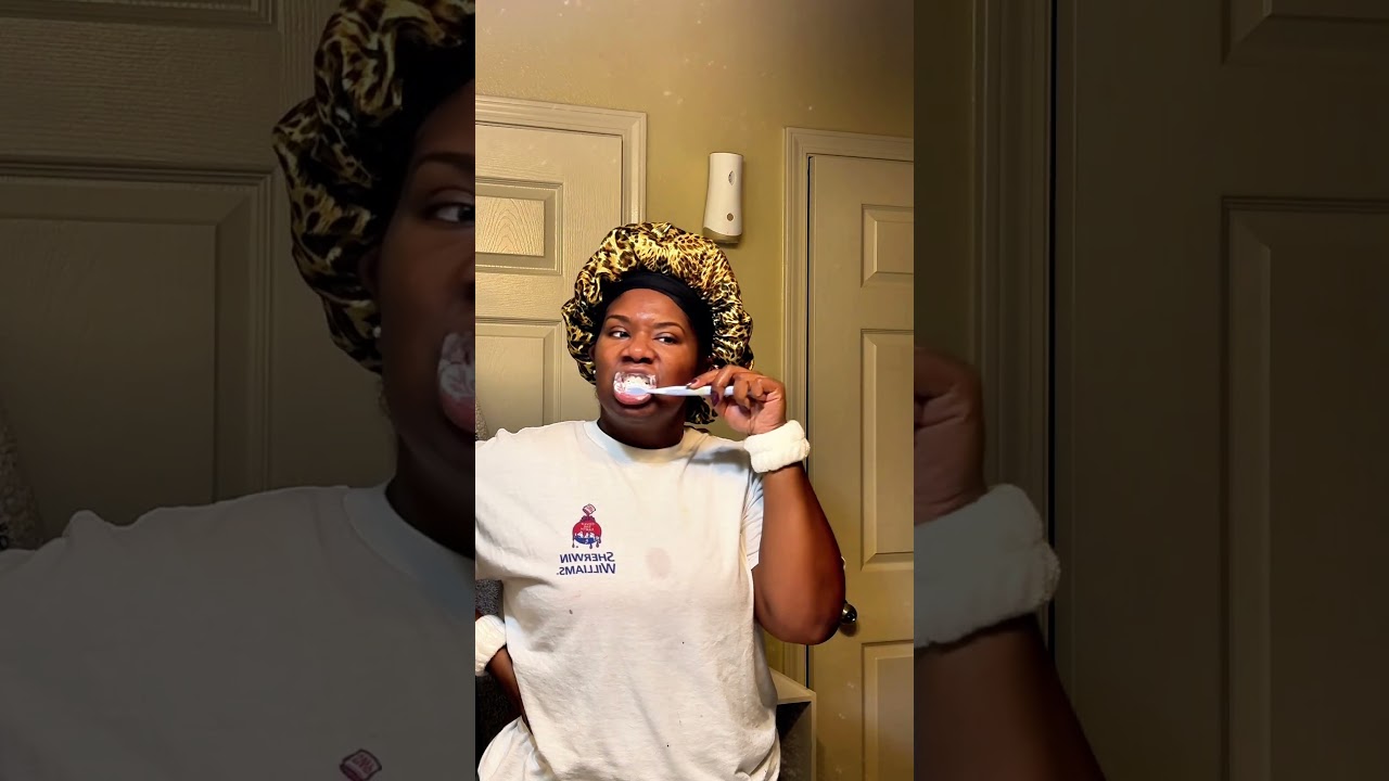 Romanticizing my 5 AM mornings ☕🎧 #minivlog #skincare #morning routine