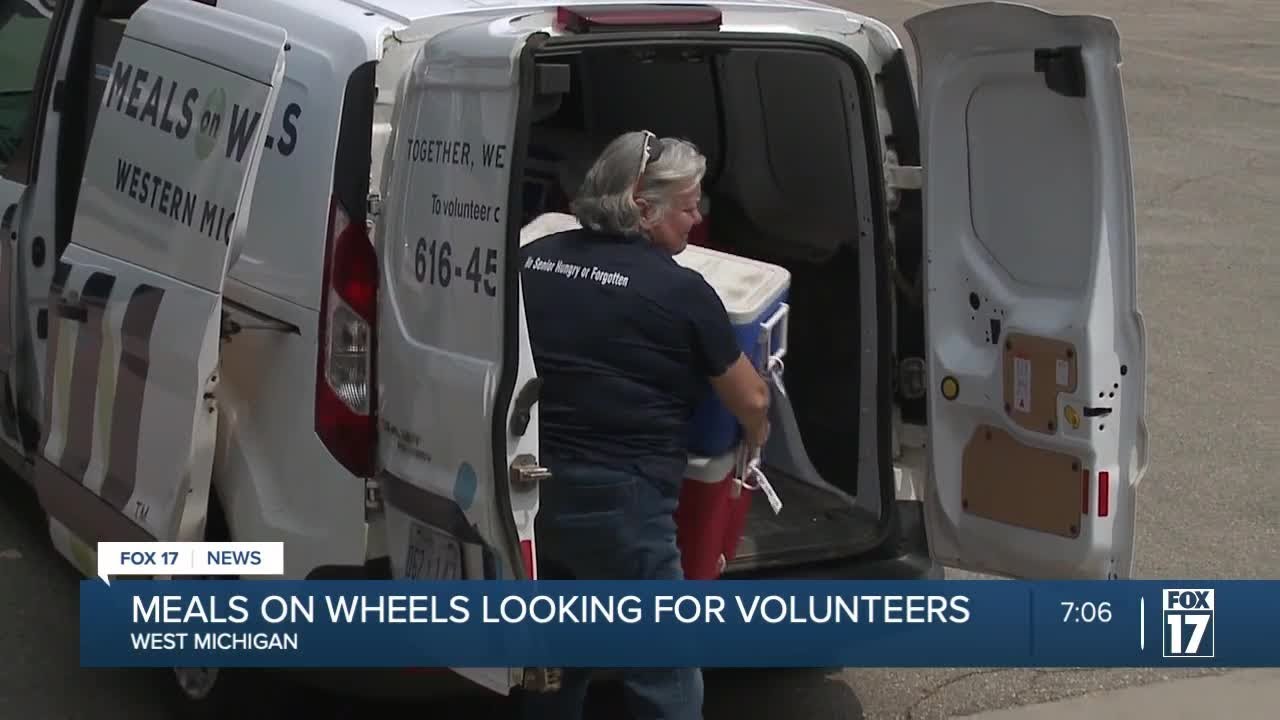 Meals on Wheels looking for volunteers - YouTube