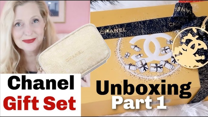 CHANEL HOLIDAY 2023 GIFT SETS UNBOXING  Easy Come Easy Glow White Cosmetic  Bag 