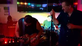 Back on the road cover by foreign objects ct