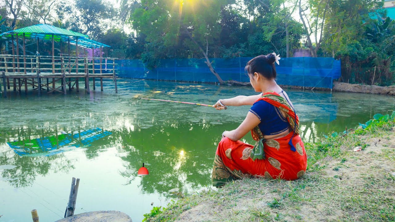 Fishing video || The brave village girl is catching fish from the pond with a hook || Hook fishing