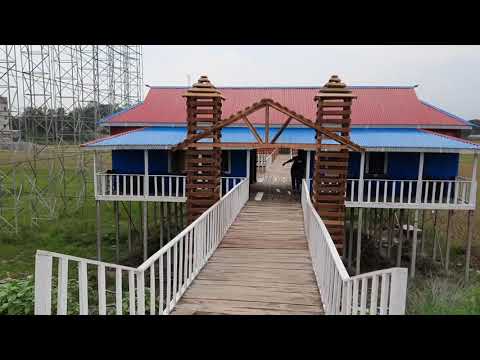 ভিডিও: ইয়াঙ্কি স্টেডিয়ামের কাছে রেস্তোরাঁ