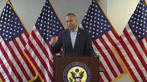 'An Unprecedented Assault': Hakeem Jeffries Torches Trump Administration Over Social Security