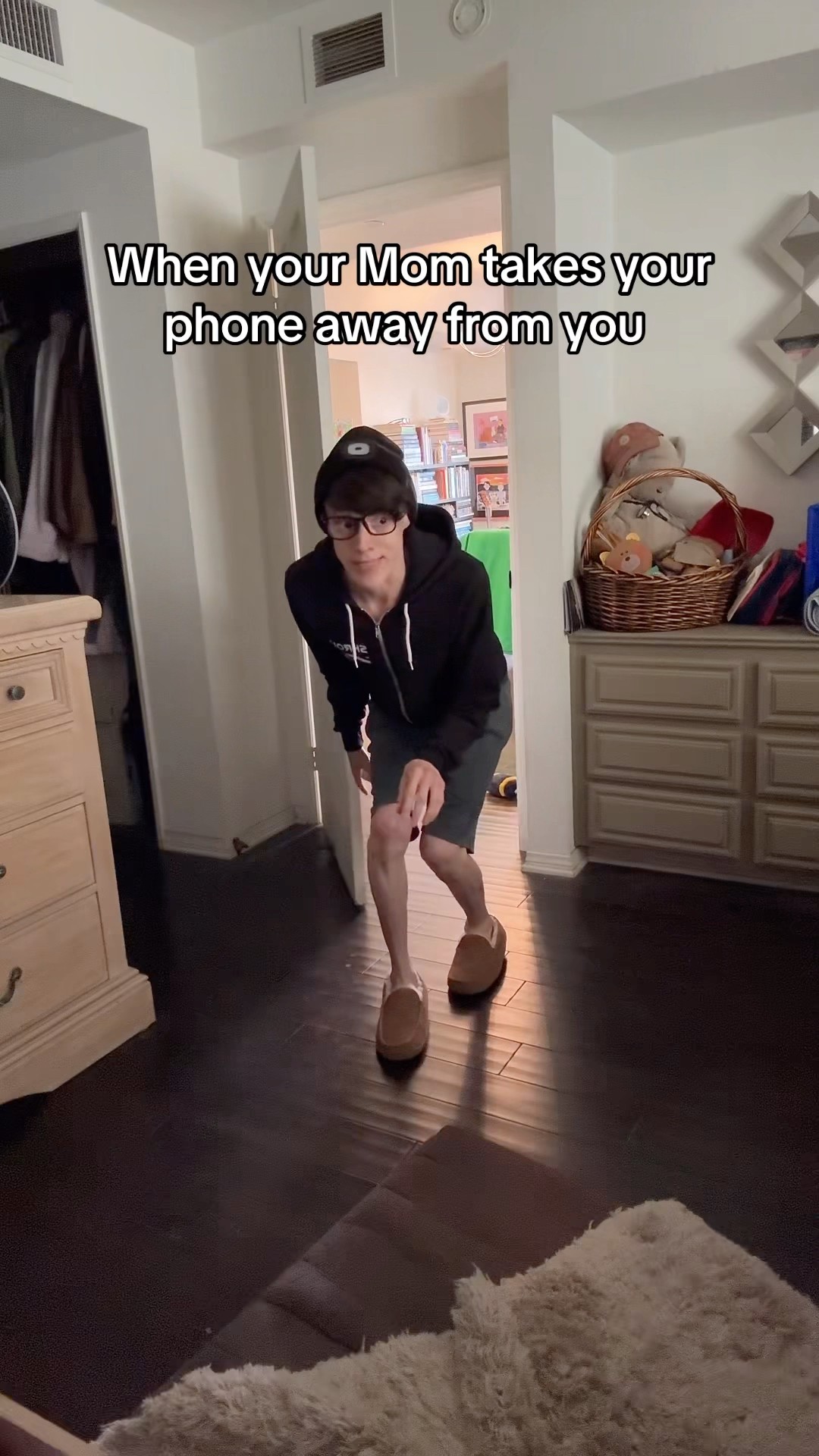 When Your Mom Takes Your PHONE #TheManniiShow.com/series