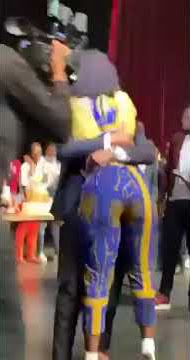 TENOR ET EUNICE ZUNON CASSE LE PALAIS DE LA CULTURE