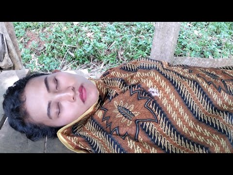 kembang desa digenjot digubuk, Sampek pingsan!