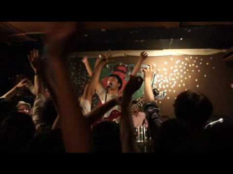 奇妙礼太郎トラベルスイング楽団 - シャンゼリゼ - YouTube