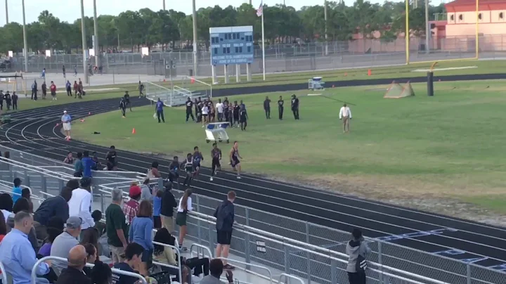 17 year old Andre Edwards 100m dash