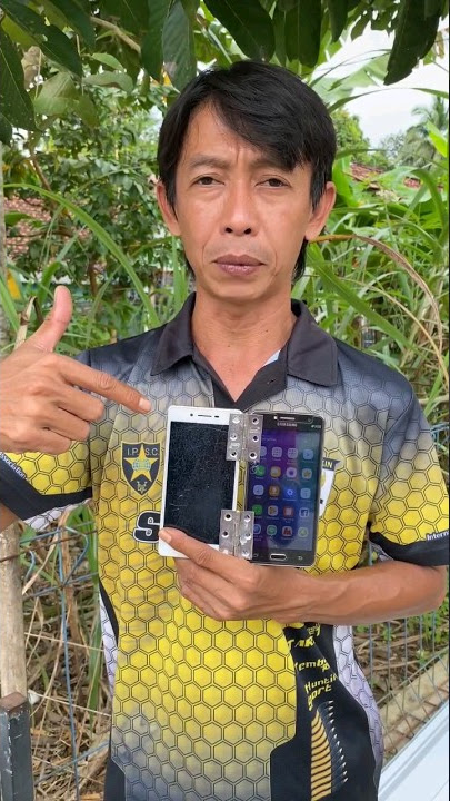 THE MOST EXPENSIVE FOLDING PHONE IN THE WORLD #viral #like #trending #video #diy #art #tutorial #...