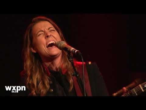 Brandi Carlile - "Madman Across the Water" (NON-COMM 2018)