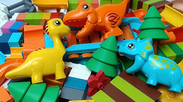 Satisfying Building Blocks Marble Run funny dinosaurs course