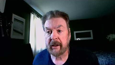 Taking a Call on The Maonocaster