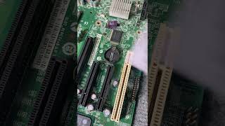How to Replace the CMOS Battery on an Intel Server Board S1200V2 Motherboard #shorts