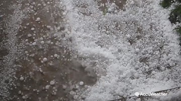 What determines hail size?