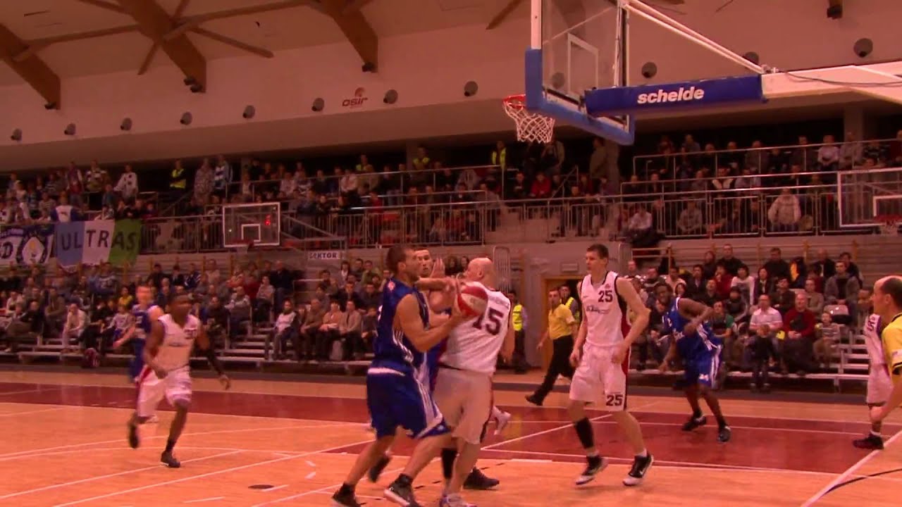 Polonia Azbud-Anwil skrót meczu PLK