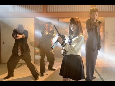 橋本環奈主演の現代版「セーラー服と機関銃」はこんなにエグい！
