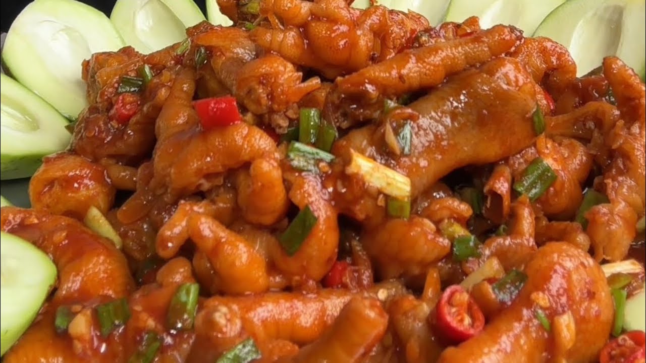 Chân gà xào cay😘