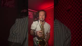 Обожаю этот трэк 😍  #saxophone #shortvideo  #saxcover #саксофонистсочи