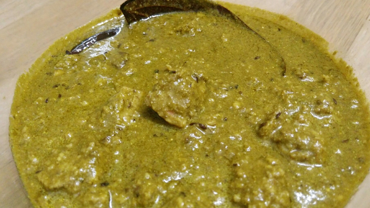 Sepu Vadi Recipe | Sepu Vadi with Palak and Curd Gravy | Himachali Dham ...