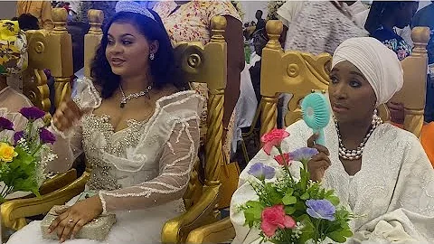 WATCH OTHER QUEENS REACTIONS AS OLORI TOBI ARRIVES OONI OF IFE ELDER BROTHER 60TH BIRTHDAY PARTY