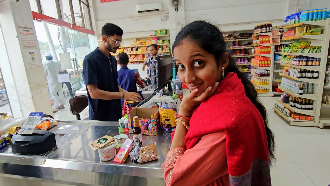 Never Go Shopping With Wife😂 Jo Nhi Chahiye Wo Le gi😅