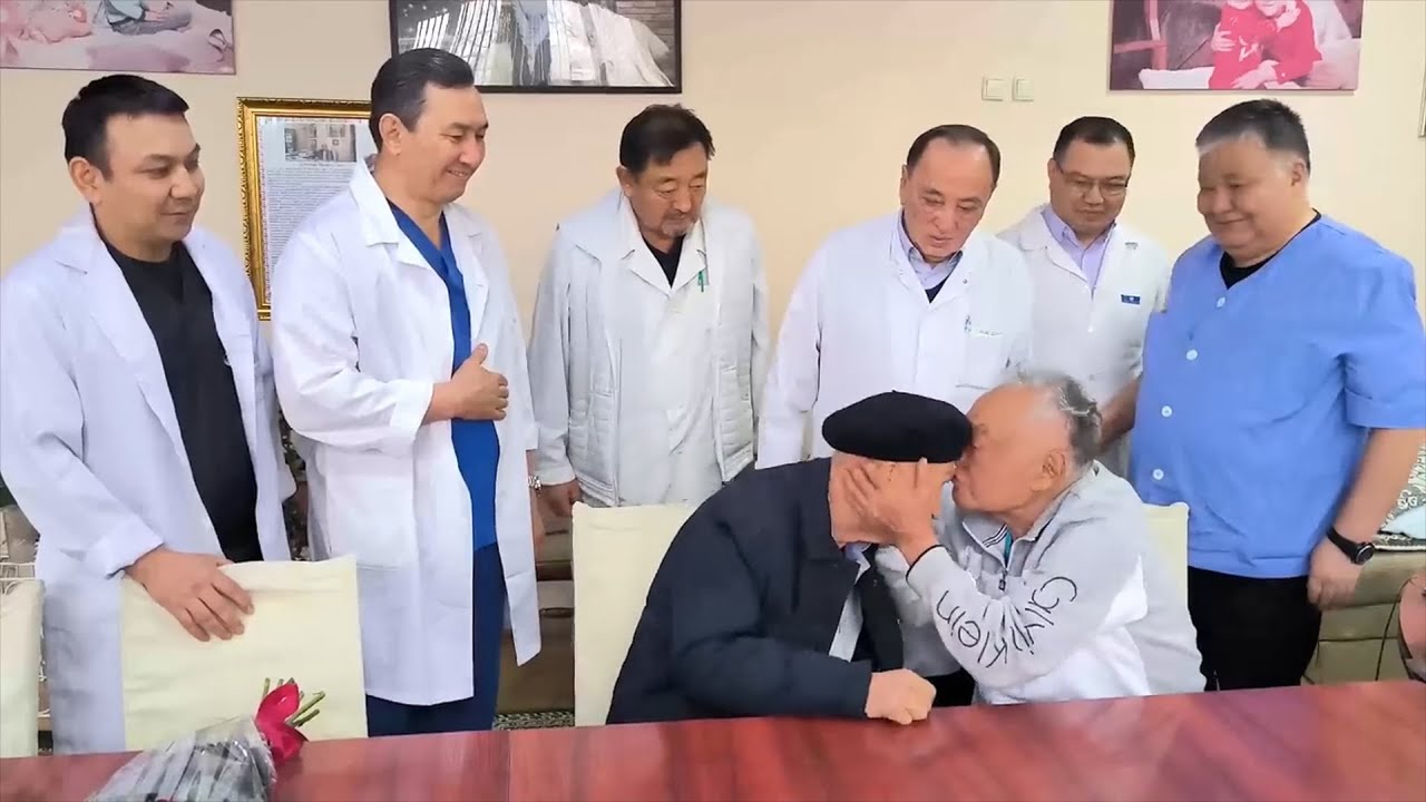 Хирурги Эрнст Акрамов и Мамбет Мамакеев помирились. Как это было - YouTube